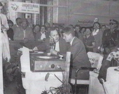 File:Senator John F. Kennedy at Hood College on May 13, 1960.jpg