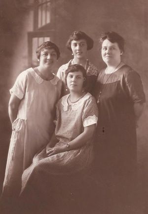 Sigafoose sisters of Brunswick.jpg