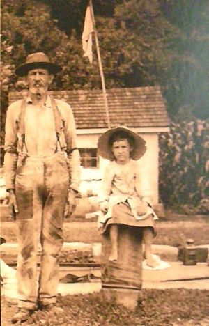 Canal - Lock keeper and child at Lock 30.jpg