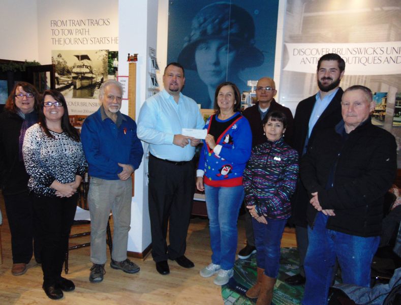 File:GBACC 2018 - Greater Brunswick Area Chamber of Commerce will donate $200.00 to the Chamber of Commerce in Paradise, CA.JPG