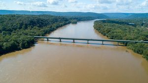 Potomac River Bridge, September 2018 photo by Todd Crone.jpg