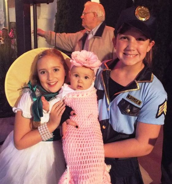 File:Main Street Halloween 2016 (05).jpg