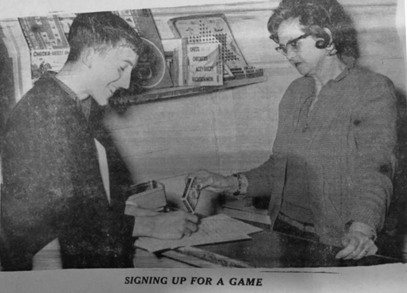 File:Canteen. Chinese Checkers - Paul Lake.jpg