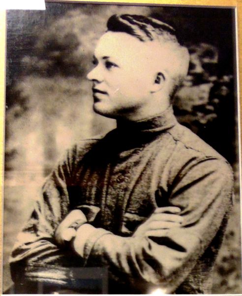 File:Howard W. W. Steadman, Distinguished Citizen 1985 (1).JPG