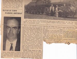 Mayor Alfred Harris Birthday 19110.jpg