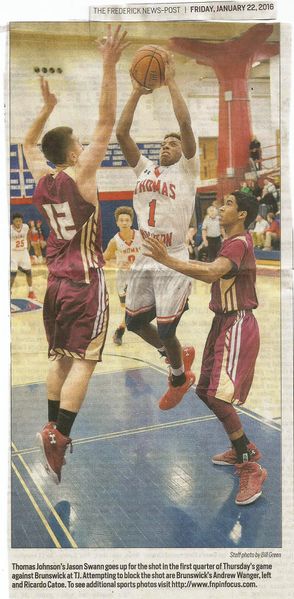 File:Basketball 2018, Andrew Wanger and Ricardo Catoe from The Frederick News Post, January 22, 2018.jpg