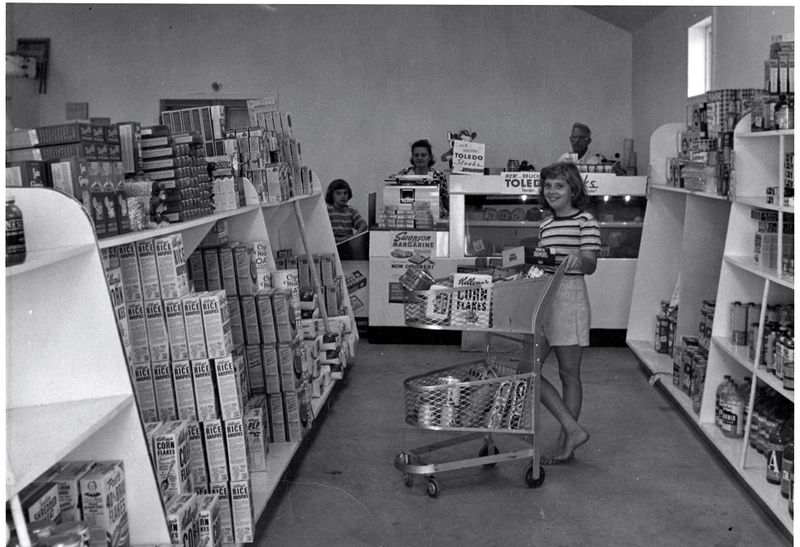 File:Helen Hoffmaster at Hoffmaster's Market Circa 60s.jpg