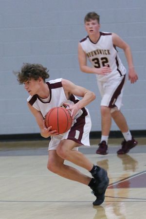 Basketball 2019 - Junior Varsity 32 Ethan Genos .jpg