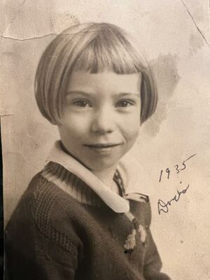 Doris Kelley 1st Grade 1935.jpg