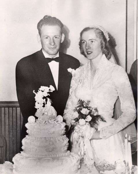 File:Bob & Ardeth Moler wedding day.jpg