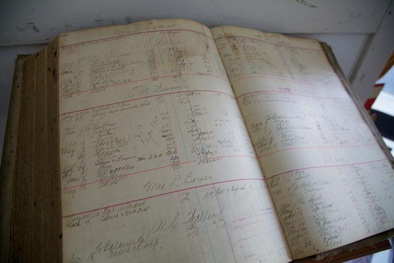 File:Kaplon's1905 account book (Mrs. John Elliott, AC Wellen, CM Wenner, Jr., JG Goode, CV Piper).jpg