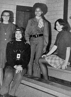 Basketball 1970 - 71 Team Girls Staff.jpg