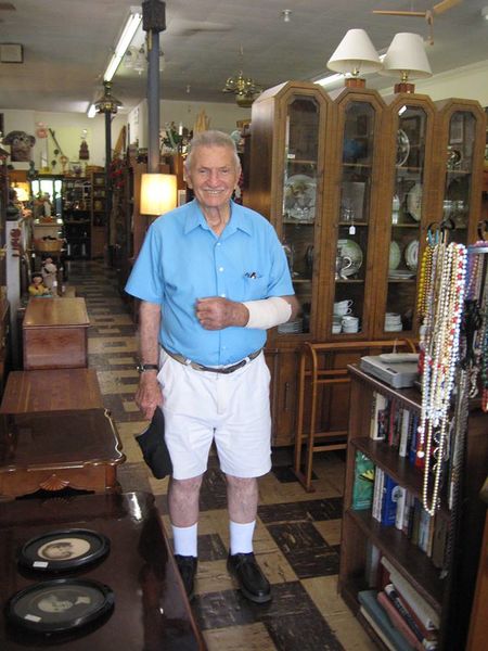 File:Bill Sims of Antique N Ole Stuff from the Brunswick Main Street July 2013 Newsletter. Photo by Jerry Knight.jpg