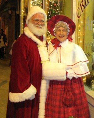 Bob and Shirley Ward as Santa and Mrs Santa.jpg