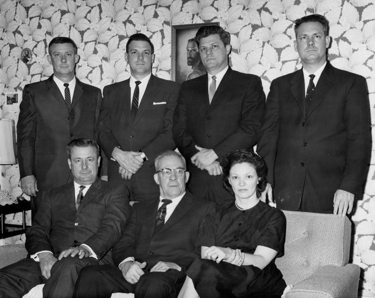 File:The Hoopengardner family in April, 1964 following the funeral of the matriarch, Mrs. Hoopengardner.jpg