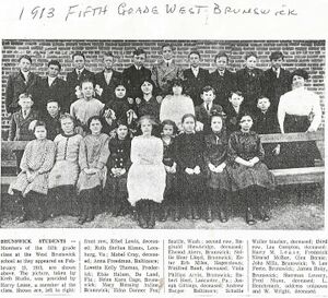 West Brunswick School Fifth Grade 1913 from The Frederick Post, March 28, 1962.jpg