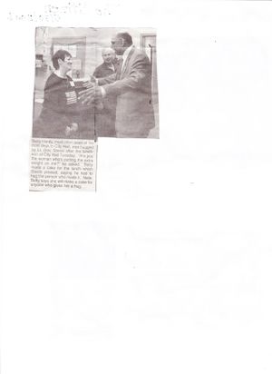 Betty Hardy mets Lt Governor Steele 2006.jpg