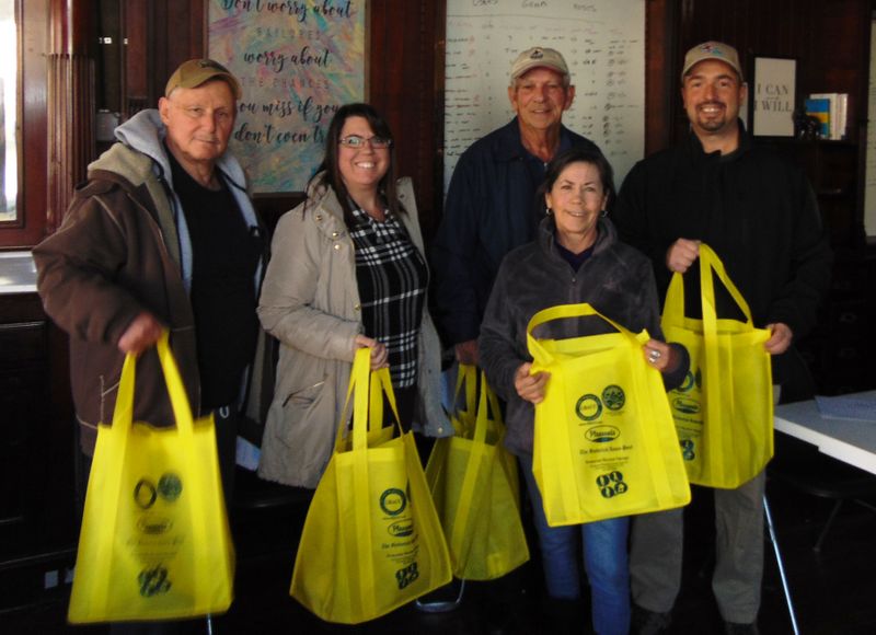 File:GBACC 2019 Delivering Welcome Totes.JPG