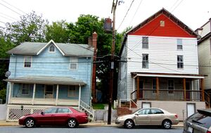 Maple Avenue Number 3 and 9, May 19, 2019.JPG