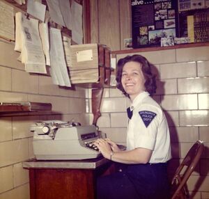 Police - Pat Smith in 1975.jpg