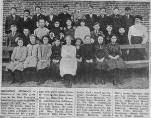 West Brunswick Fifth Grade Class Feburary 13, 1913.jpg