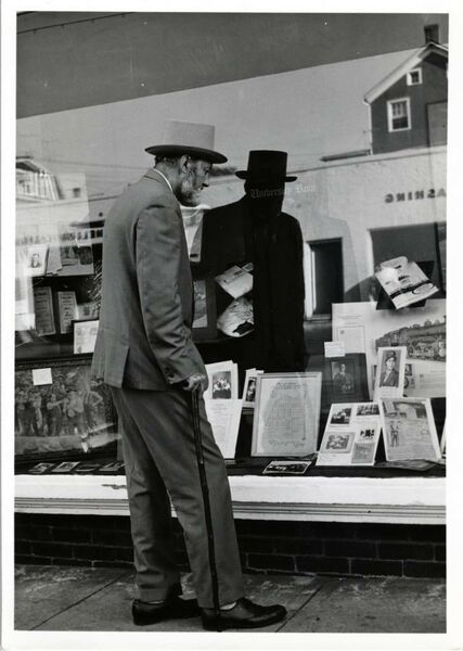 File:Lyman Crawford struck an 1890s silhouette in a Kaplon's window in 1965.jpg