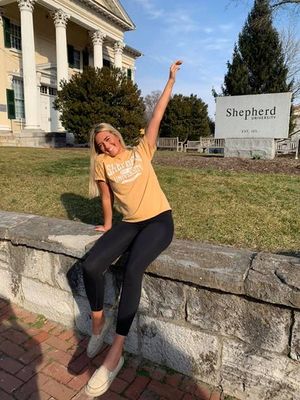 Senior 2021 Georgia Sloper.jpg