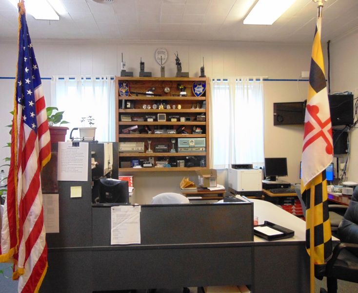 File:Brunswick Police Department, 20 East A Street, November 7, 2017. Photos by Jerry Knight (8).JPG