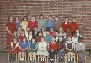 Students - Mrs. Strailman's 1st grade class in 1964..jpg