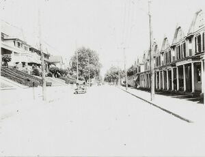 West Potomac Street, 500 Block, circa 1900.jpg