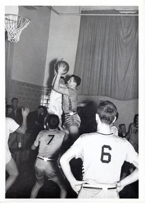 Basketball Lester Deneen.jpg
