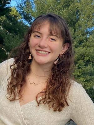 Senior 2021 Jennie Rose Harrison.jpg