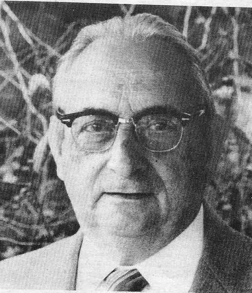 File:William Carlos Myers, Distinguished Citizen 1987 (1).jpg