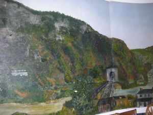 Hawaiian Nite Club Mural still there in 2011.jpg