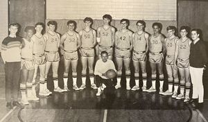 Coach Jim Fraser's 1970-71 BHS Varsity cagers.jpg
