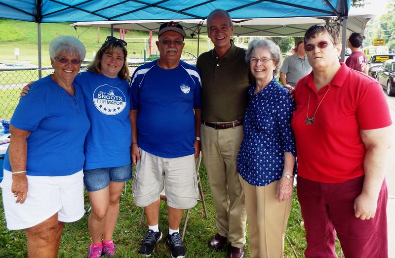 File:Pat Snoots,Tiffani Simons, Denny Moore, Jeff Snoots, Pat Smith, Lisa Smith Election August 2, 2016.JPG
