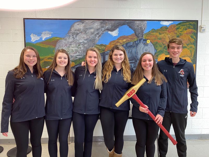 File:Swimming Team 2019.jpg