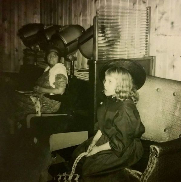 File:Marsha New at Fran's Beauty Shop.jpg