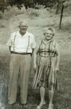 John and Virgie Rickard.jpg
