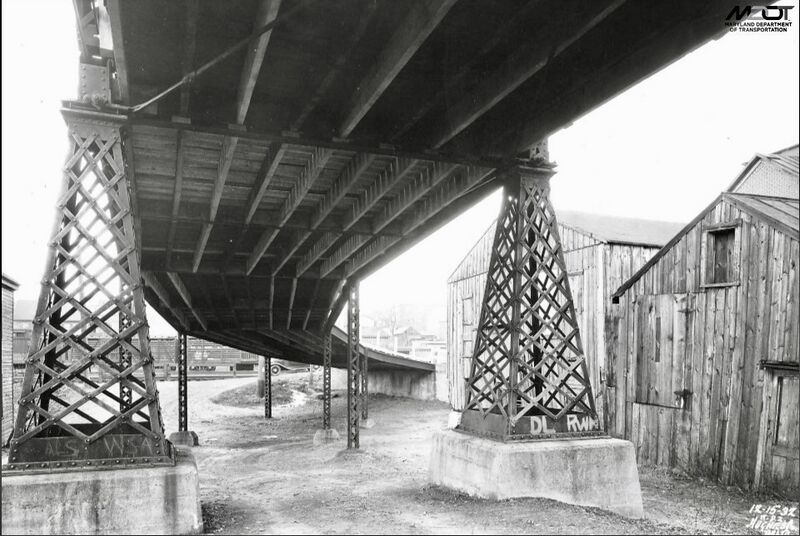 File:Potomac River Iron Bridge Underneath.jpg
