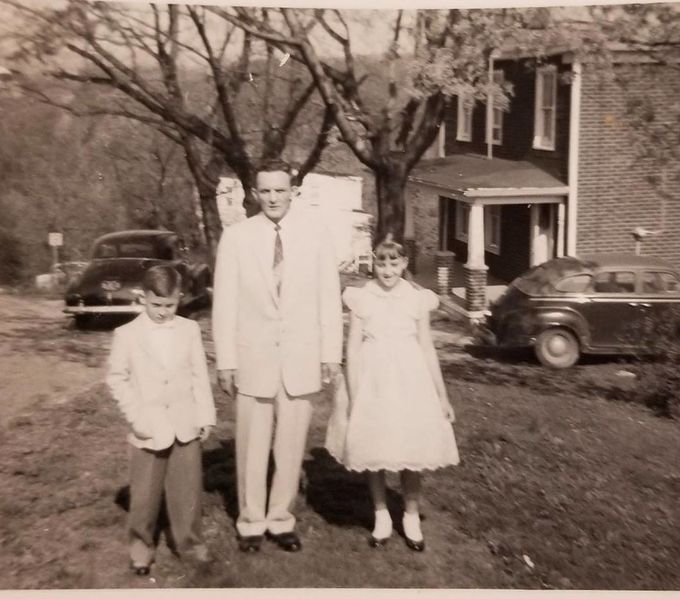File:Richard (Gene) Kline, Richard (Dick) Kline, and Carolyn Kline 1957.jpg