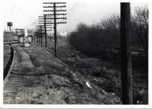 Railroad siding to old mill.png