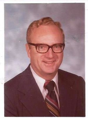 Lee Lewis Smith, Distinguished Citizen 1983 (1).jpg