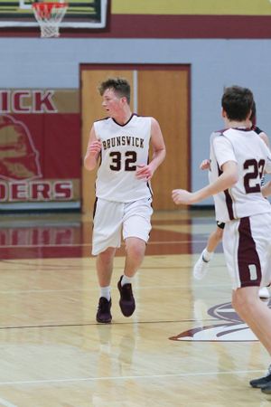 Basketball 2019 - Junior Varsity 32 Ethan Genos.jpg