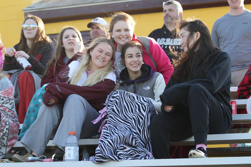 File:Alex Bruchey in pink, Carley Myers on the left, Hailey Cordero on the right, Brunswick High School baseball game 2018.jpg