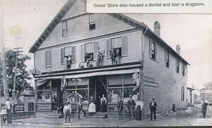 22 The town between the tracks.jpg