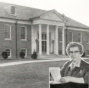 Lillian C. Compton, Distinguished Citizen 1983 (2).jpg