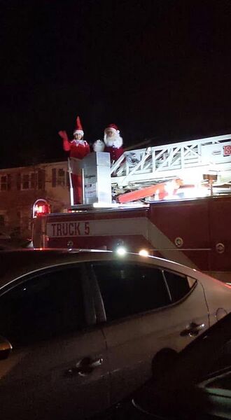 File:Santa and Santa's Elf on Truck 5.jpeg