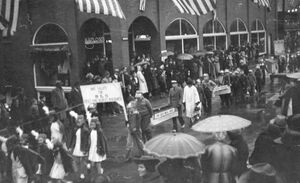 Veterans' Day Parade 1939 B&O Tribute.jpg