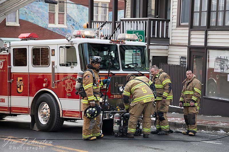 File:Fire Department 2019, Company -5 responding to a fire on West Potomac Street, January 3, 2019 (06).jpg